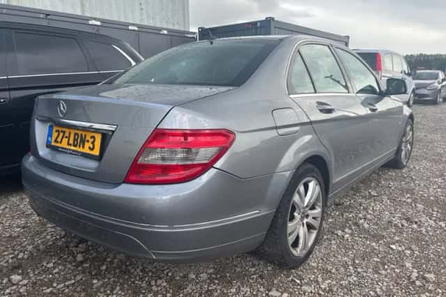 Mercedes-Benz C-Klasse (2007) thumbnail 4