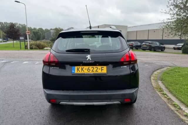 Peugeot 2008 (2016) thumbnail 4