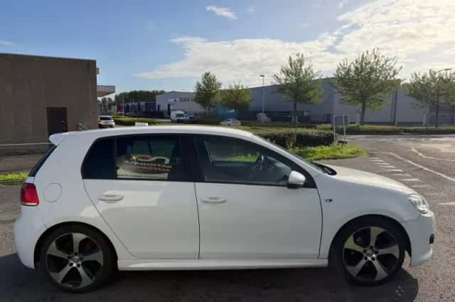 Volkswagen Golf (2011) thumbnail 6
