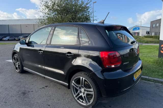 Volkswagen Polo (2012) thumbnail 3