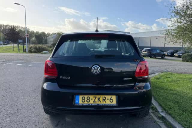 Volkswagen Polo (2012) thumbnail 4