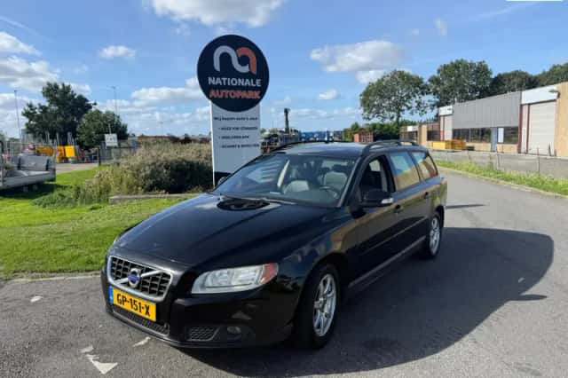 Volvo V70 (2008) thumbnail 1