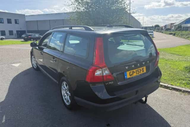 Volvo V70 (2008) thumbnail 3
