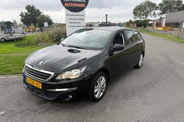 Peugeot 308 (2014) thumbnail 1