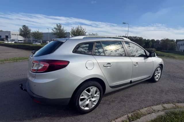 Renault Mégane (2013) thumbnail 5