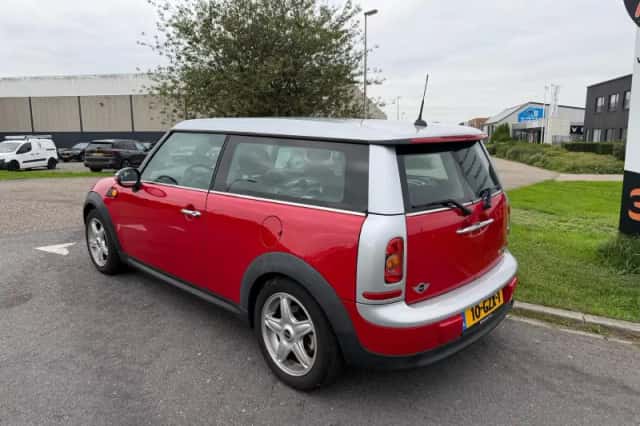 MINI Clubman (2008) thumbnail 3