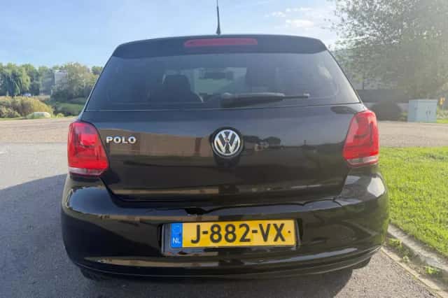 Volkswagen Polo (2011) thumbnail 4