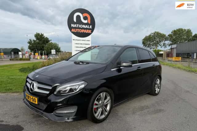 Mercedes-Benz B-Klasse (2015) thumbnail 1