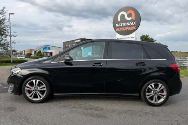 Mercedes-Benz B-Klasse (2015) thumbnail 2