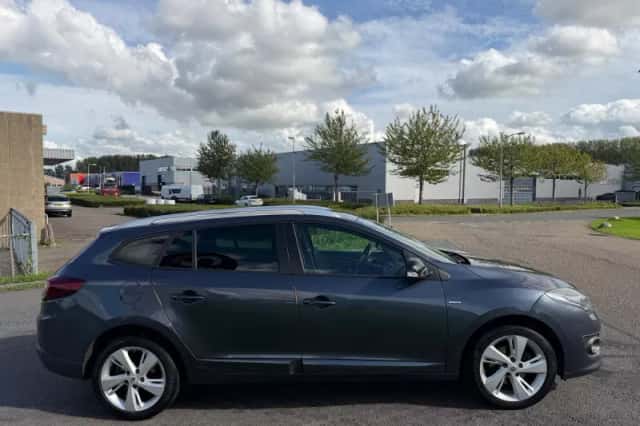 Renault Mégane (2015) thumbnail 6