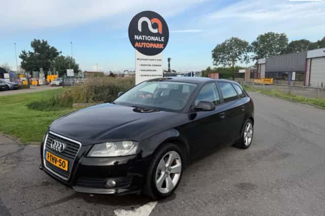 Audi A3 (2009) thumbnail 1