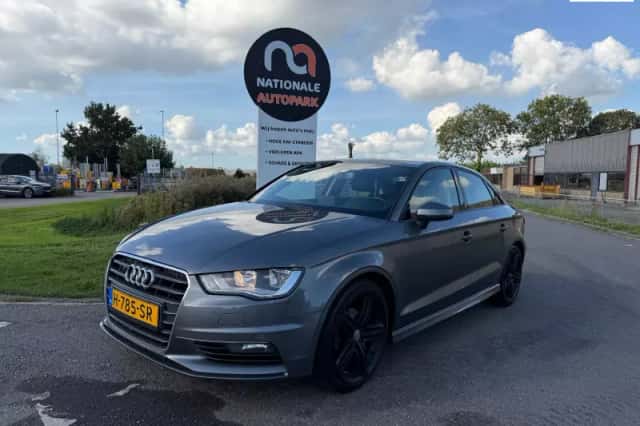 Audi A3 (2016) thumbnail 1