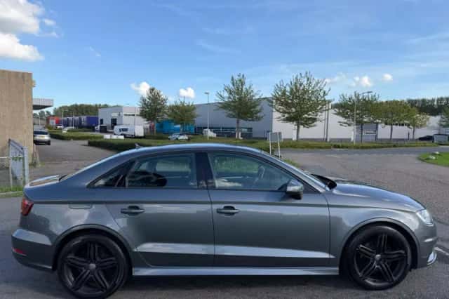 Audi A3 (2016) thumbnail 6