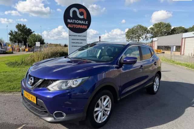 Nissan Qashqai (2015) thumbnail 1