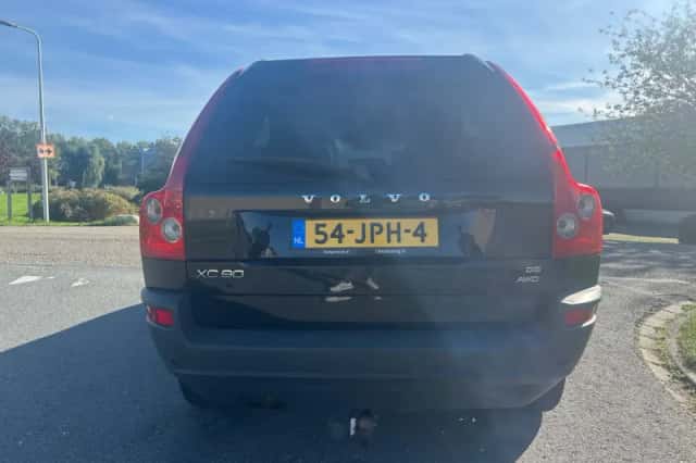 Volvo XC90 (2005) thumbnail 4