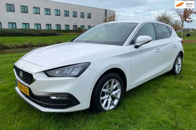 SEAT Leon (2020) thumbnail 1