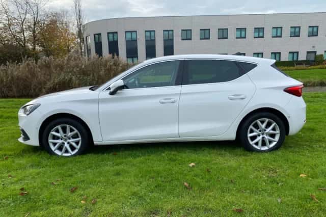 SEAT Leon (2020) thumbnail 2
