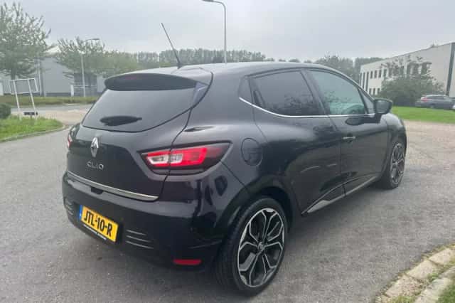 Renault Clio (2017) thumbnail 5