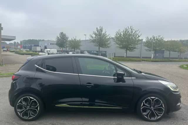 Renault Clio (2017) thumbnail 6