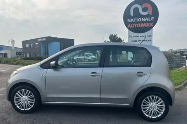 Volkswagen Up! (2014) thumbnail 2