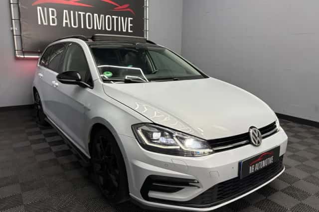 Volkswagen Golf (2017) thumbnail 3