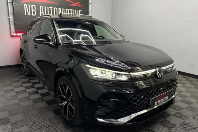 Volkswagen Tiguan (2024) thumbnail 3