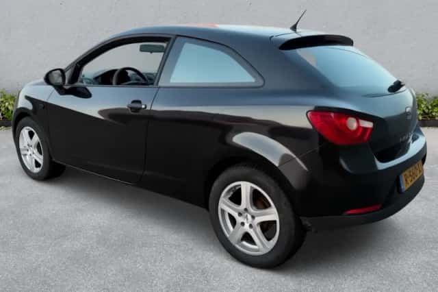 SEAT Ibiza (2011) thumbnail 6