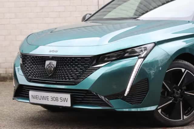 Peugeot e-308 (2025) thumbnail 5