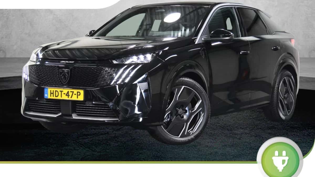 Peugeot e-3008 (2025) — foto 1