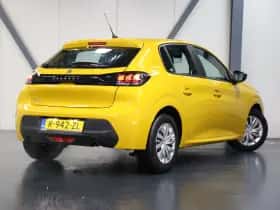 Peugeot 208 (2022) thumbnail 3