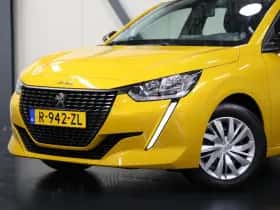 Peugeot 208 (2022) thumbnail 5