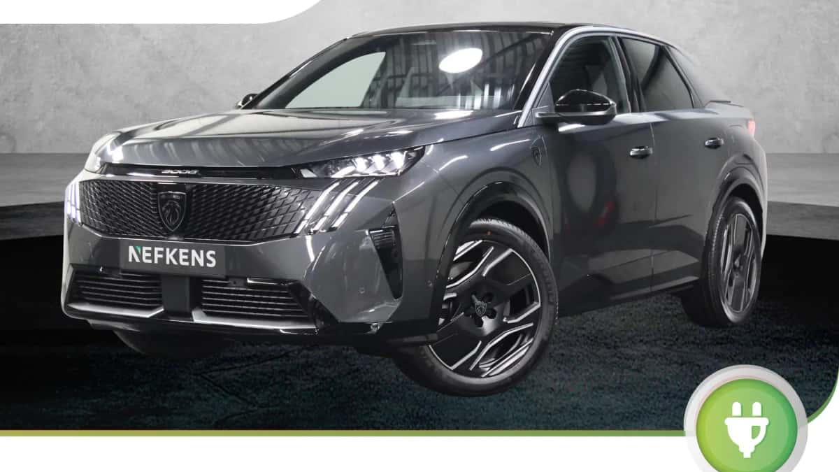 Peugeot e-3008 (2025) — foto 1