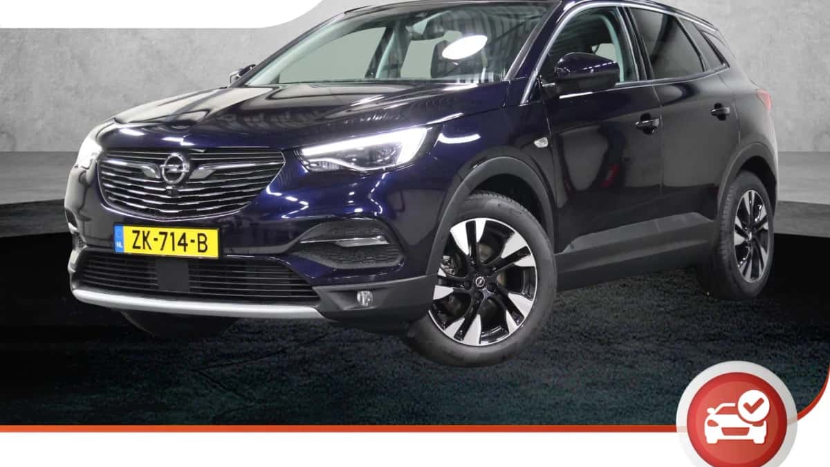 Opel Grandland X (2019) — foto 1