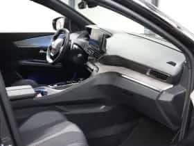 Peugeot 3008 (2024) thumbnail 9