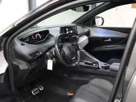 Peugeot 3008 (2024) thumbnail 11
