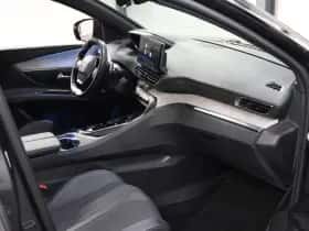 Peugeot 3008 (2024) thumbnail 9