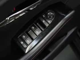 Mazda CX-30 (2022) thumbnail 23