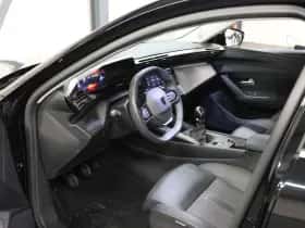 Peugeot 308 (2022) thumbnail 10