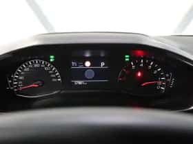Peugeot 208 (2022) thumbnail 25