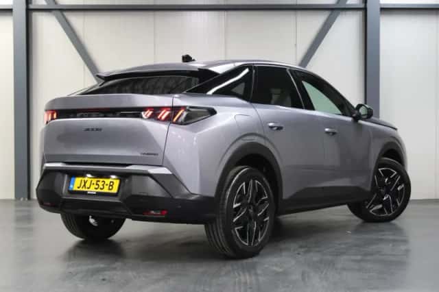 Peugeot 3008 (2025) thumbnail 3