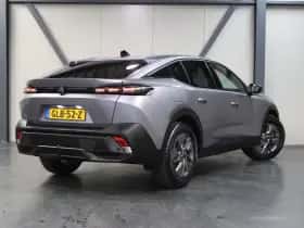 Peugeot 408 (2024) thumbnail 3