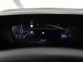 Peugeot 408 (2024) thumbnail 25
