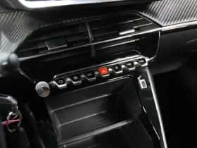 Peugeot 2008 (2022) thumbnail 31