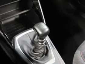 Peugeot 2008 (2022) thumbnail 32