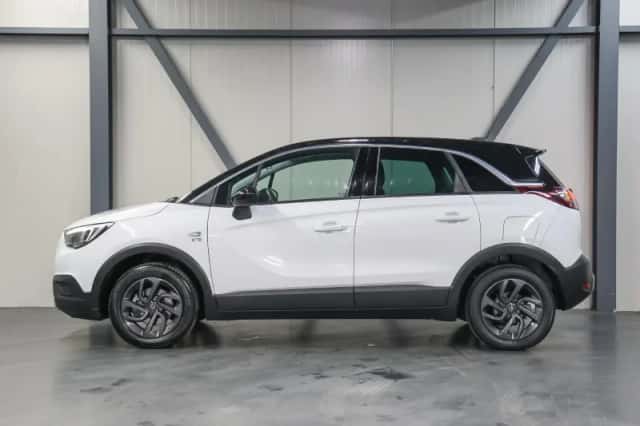 Opel Crossland X (2021) thumbnail 2