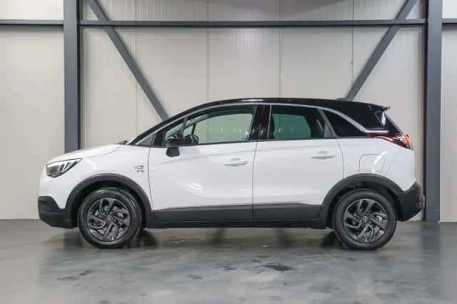 Opel Crossland X (2021) thumbnail 2