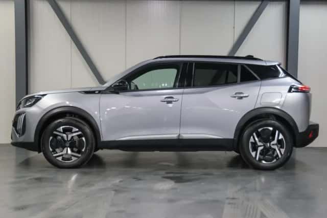 Peugeot e-2008 (2025) thumbnail 2