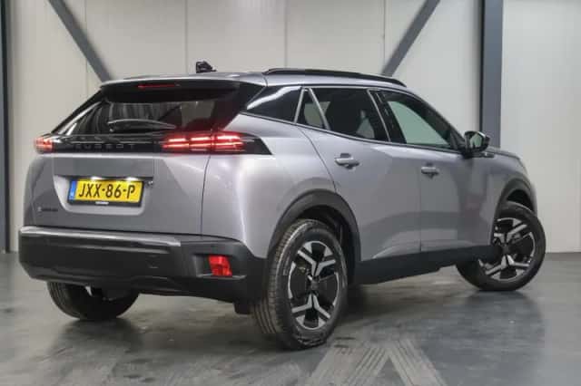 Peugeot e-2008 (2025) thumbnail 3