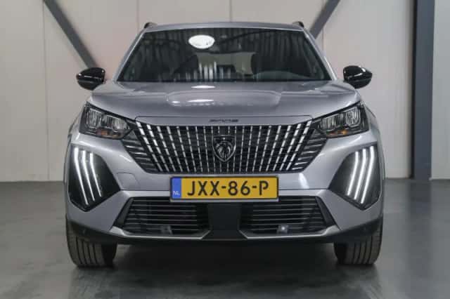 Peugeot e-2008 (2025) thumbnail 6