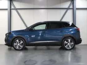 Peugeot 3008 (2024) thumbnail 2